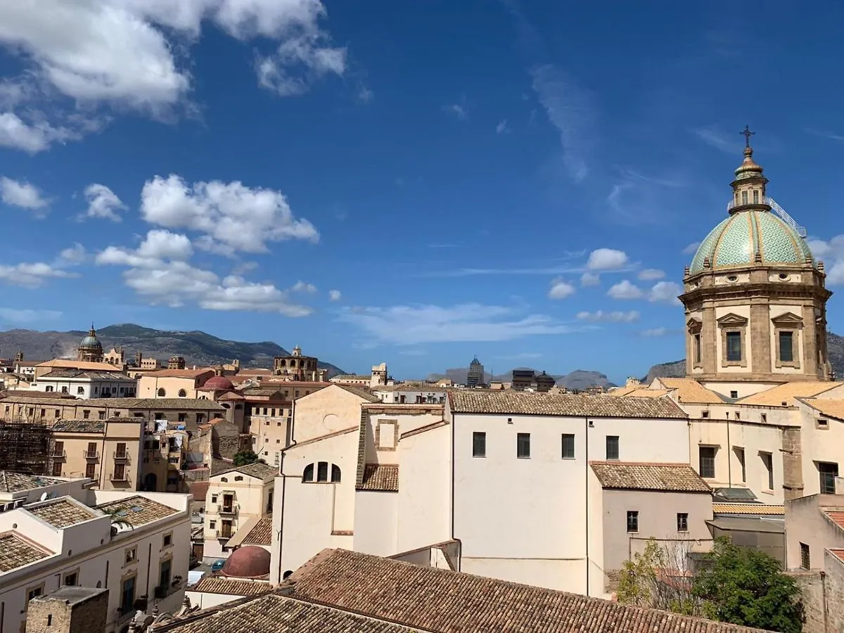 Sopra I Tetti Di Ballaro Palermo 0*,  Italy